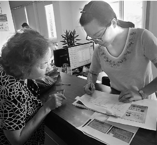 嘉兴小区推孝德停车 子女每周探视父母2次可免