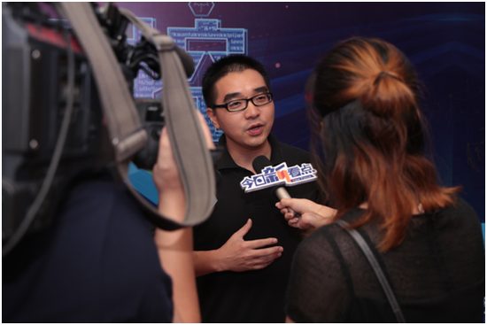 图为:元宝铺创始人&CEO陈瑞贵接受采访