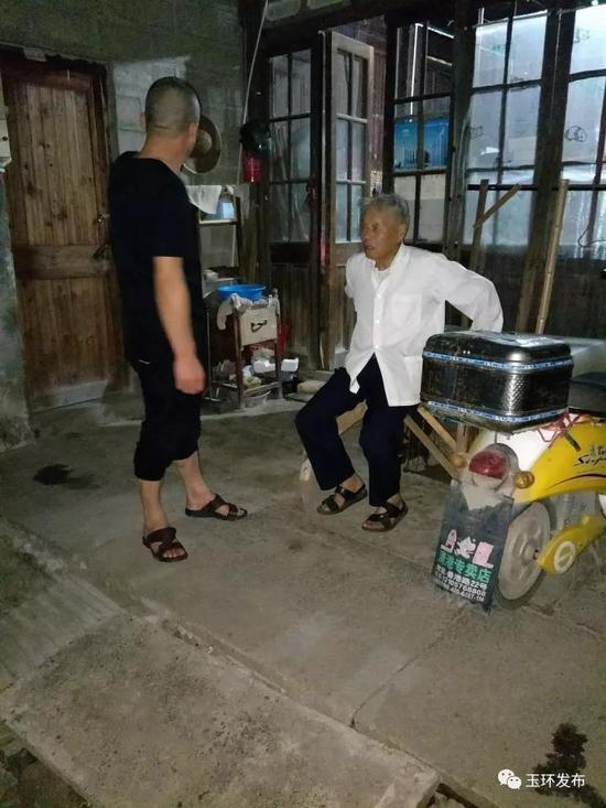 玉环市房管处:长假不休为全市直管公房安全保