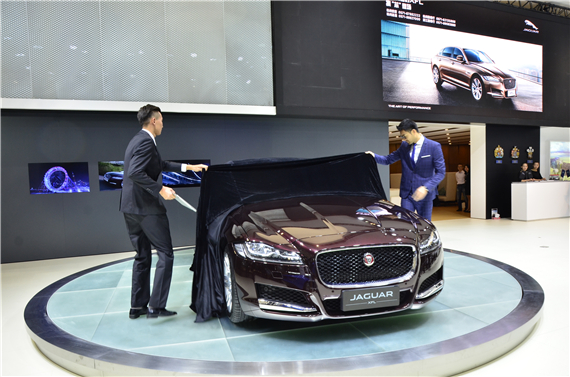 芯动力 新一代捷豹XFL体验活动成功举行_杭州