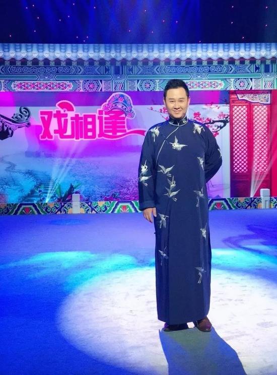 《戏相逢》节目主持人 朱晓杨