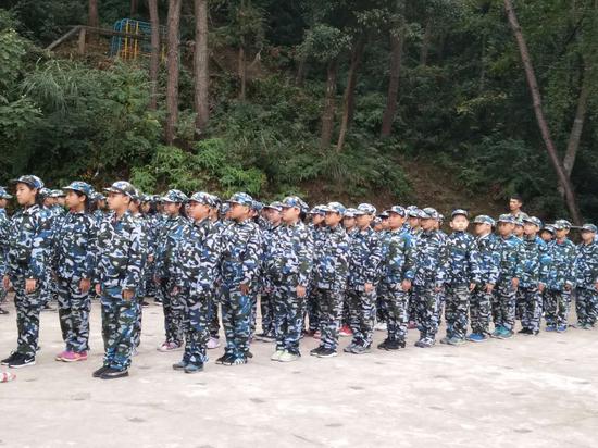 中山小学秋游之我是小小特种兵活动完美落幕_