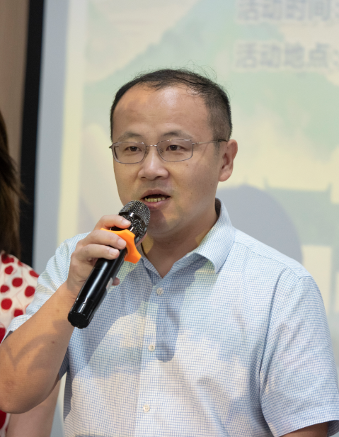市委宣传部副部长方伟杰
