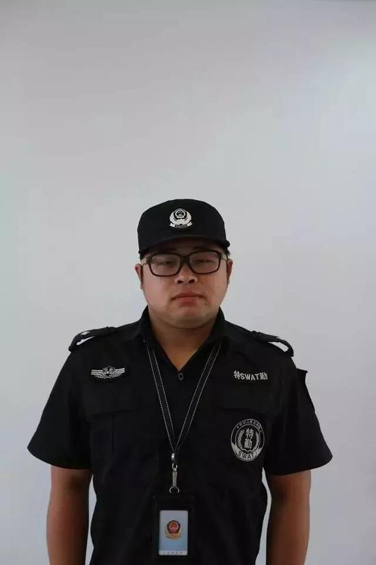 于周贤,26岁