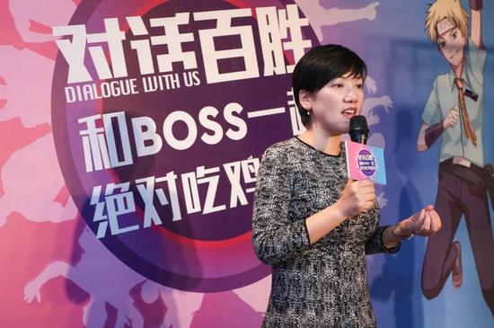 活动现场特别设置boss对话环节,对于大学生们的求职困惑,boss不仅分享图片