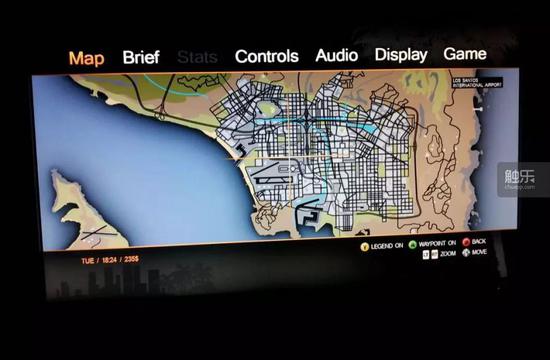 是不是很有“偷拍”的感觉？