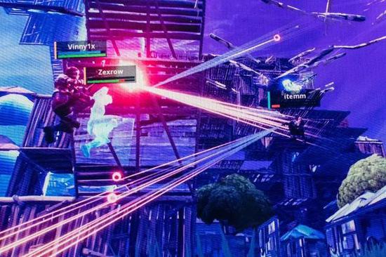 《堡垒之夜》比赛画面