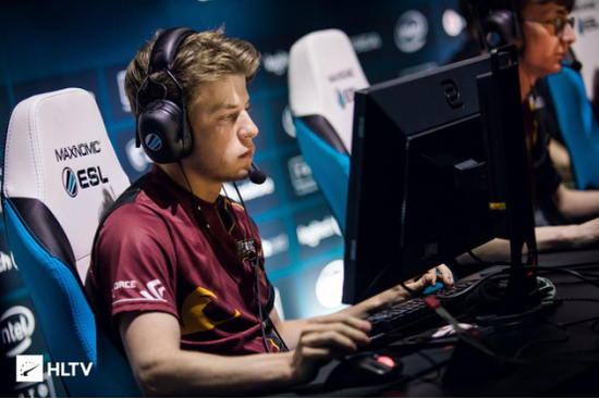 本次赛事之星：jks