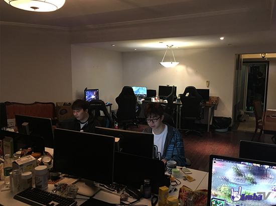 DOTA2 IG.V中单sakata访谈：一天不训练浑身难受