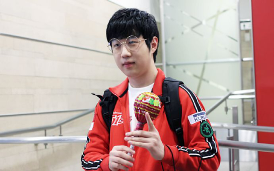 再见了我的完美搭档：Faker独自留守Bengi选择离开