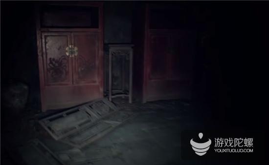 昏暗的屋内环境