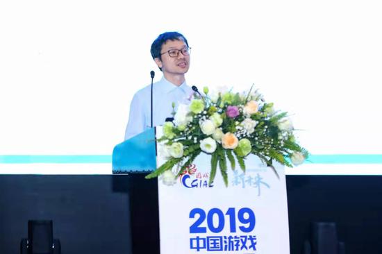 米哈游总裁刘伟