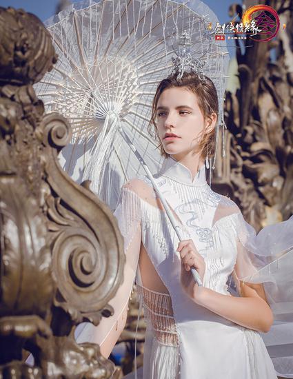 “蓬莱”主题定制礼服街拍