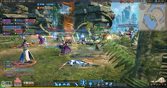 图6 《古剑奇谭网络版》官方队与玩家队战场PK友谊赛