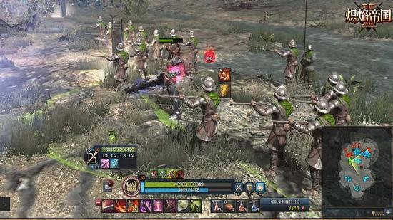 图3：火枪兵支援英雄作战