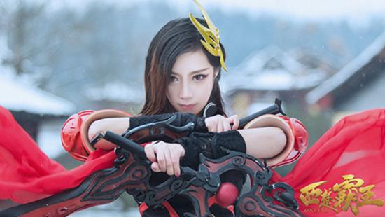 图1 美女玩家cos剑侠，英姿飒爽