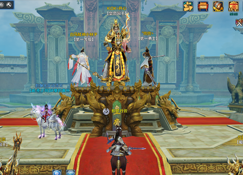 参拜雕像群能够获得不少经验