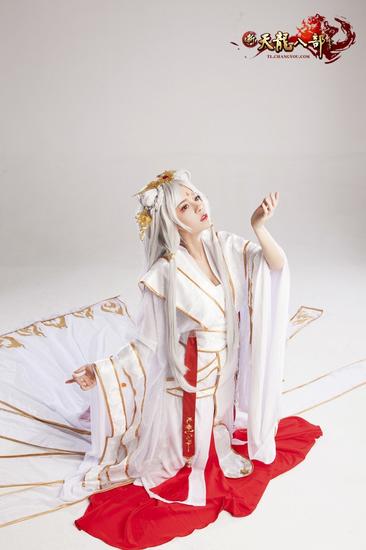 幼女童姥，灵动清纯