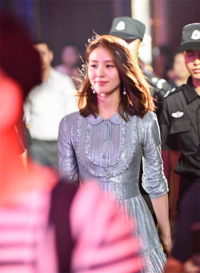 刘诗诗现场美丽出镜