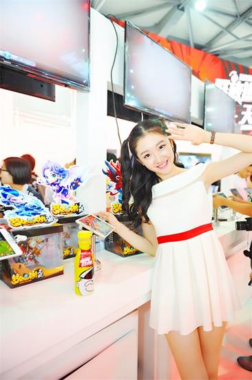 今年三星包场了网易展台的安卓试玩机。