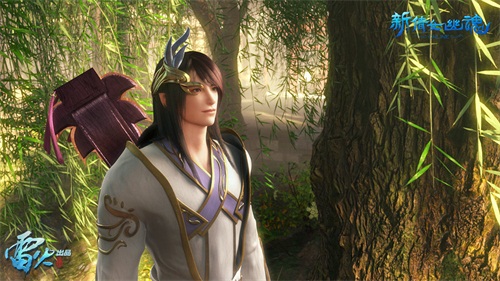 白衣魅者微微抬头