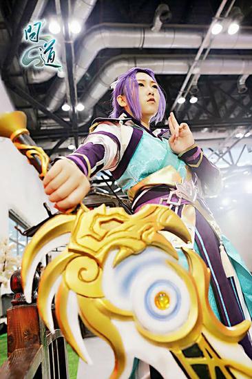 配图1：《问道》金男COSER精美照