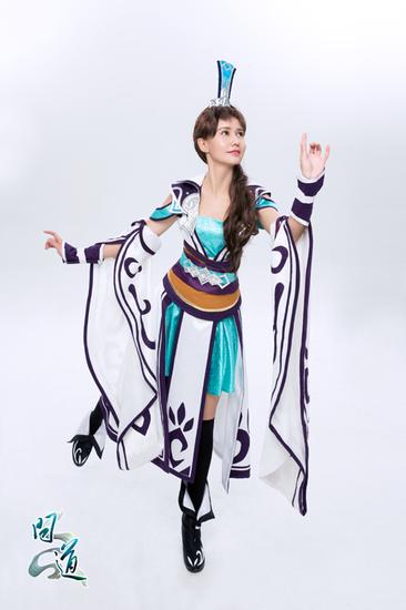 【配图4：陪玩女玩家写真