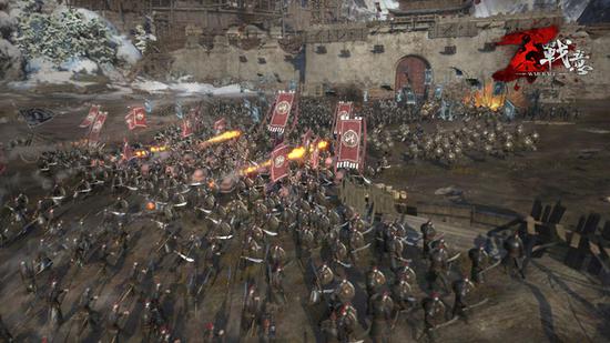 千军驰骋、巨兽临城的恢弘沙场