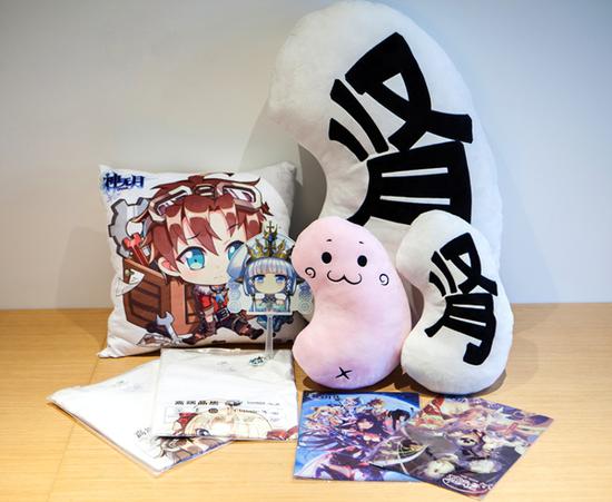 《神无月》精美周边一览