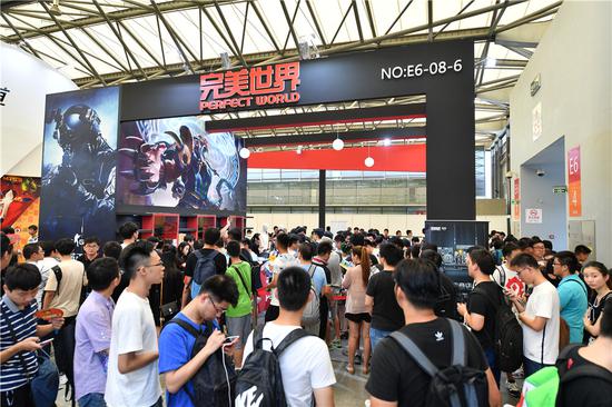 展馆内人头攒动