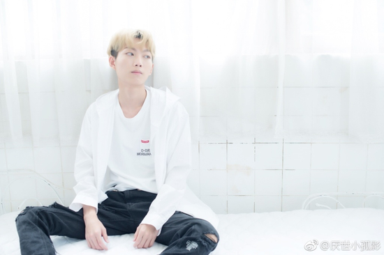 孤影（@厌世小孤影）