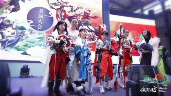 指尖相逢萌翻舞台