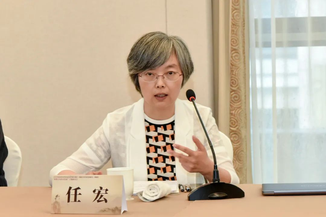 中国戏曲学院音乐系副教授任宏发言