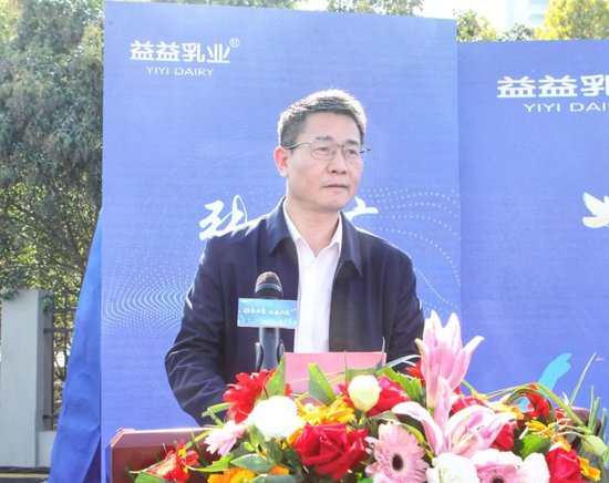 安徽农垦集团总经理张其广致辞.