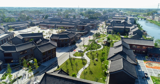 《长官杂技小镇》临泉县文化旅游体育局 供图