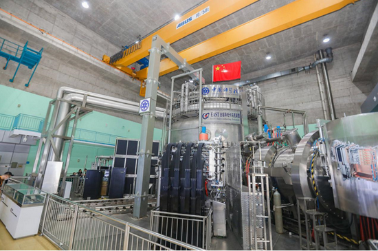 &nbsp;全超导托卡马克核聚变实验装置东方超环(east)