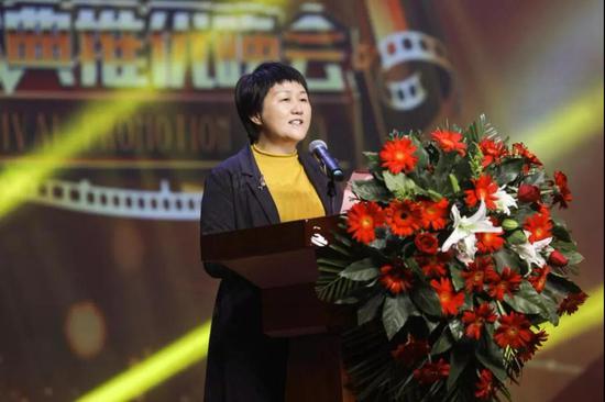 金寨县人民政府副县长 蔡黎丽致欢迎词