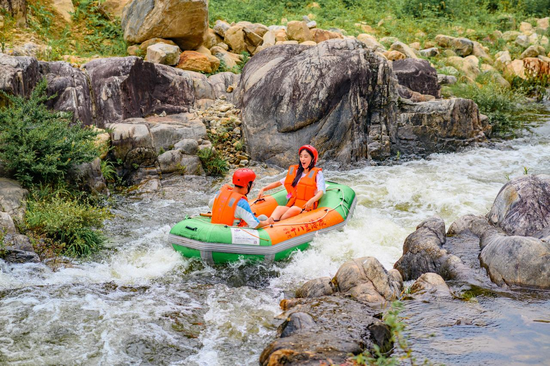 2021"金寨中国红岭公路"直播采风活动圆满收官