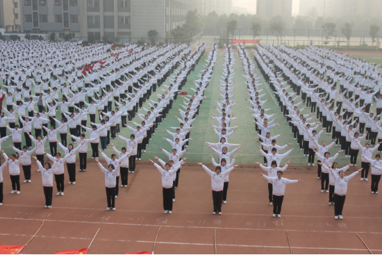 蒙城六中举行2023年春季广播体操比赛