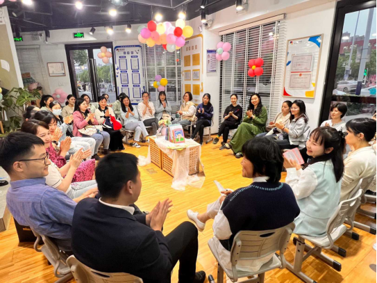 合肥市宿州路幼儿园森林城分园圆桌对谈读书的意义