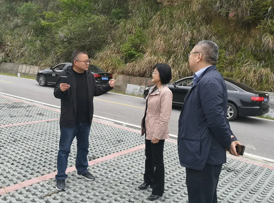 市政府副市长王岚,市文旅局副局长陆静,副县长蔡黎丽等陪同调研