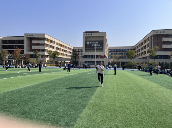 合肥一六八玫瑰园学校南校区学习与活动并行快乐同青春齐飏