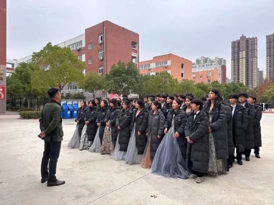 决战高考肥东凯悦中学2023届高三音乐专业第九次观摩考试顺利举行