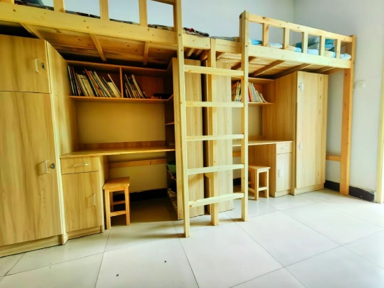 坚守岗位强化服务披星戴月爱心守候肥东锦弘中学后勤保障中心开学篇