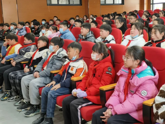 天长市西湖小学开展预防未成年人犯罪法律知识宣讲活动_新浪安徽_新浪