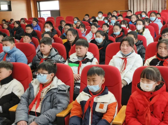 天长市西湖小学开展预防未成年人犯罪法律知识宣讲活动_新浪安徽_新浪