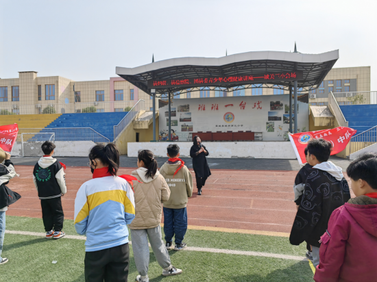 蒙城县城关三小:心中有阳光 成长不迷茫_新浪安徽_新浪网