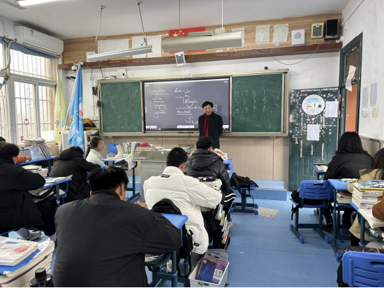 合肥市庐阳高级中学高三开学暨高考动员:同心拼搏向未来