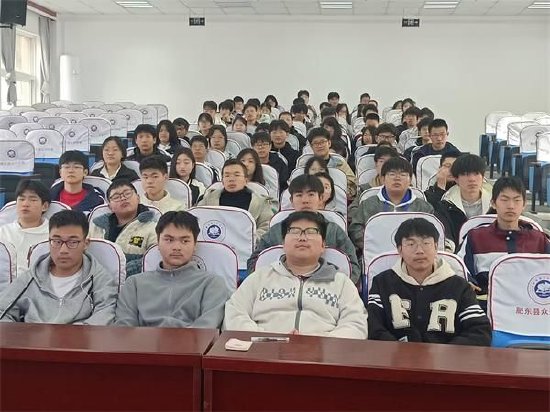 肥东县众兴中学开展春季学校常见传染病防控知识讲座