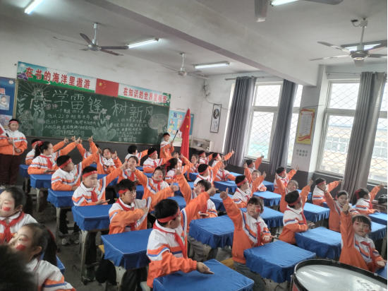 桌越成长舞动童心宿州市埇桥区杨杨庄镇大庄小学课桌舞精彩课堂
